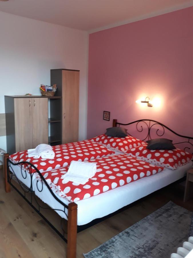Privat Jozef Apartment Vrbov Exterior photo